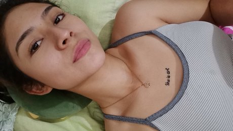 Naakte gelekte OnlyFans-foto van Jaqueline