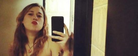 Naakte gelekte OnlyFans-foto van Vicky Hot Nice Ass