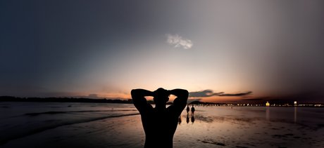 Naakte gelekte OnlyFans-foto van Phil Karv