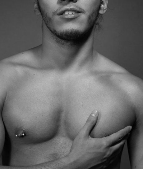 Naakte gelekte OnlyFans-foto van Mrfrando