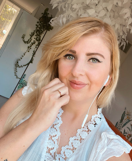 Naakte gelekte OnlyFans-foto van Marisha