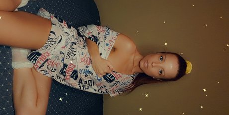 Naakte gelekte OnlyFans-foto van Steffany