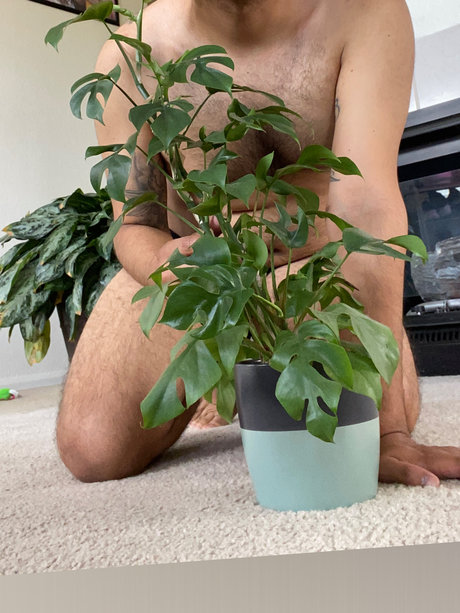 Naakte gelekte OnlyFans-foto van Erik