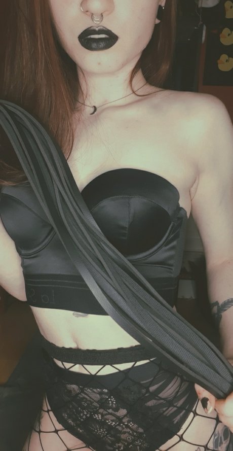 Naakte gelekte OnlyFans-foto van Ruby Black