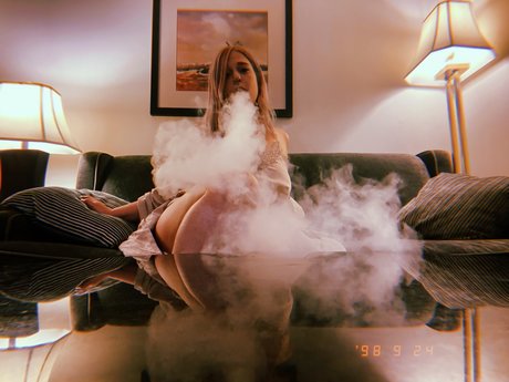 Naakte gelekte OnlyFans-foto van Frankie Greene