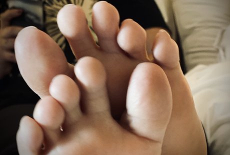 Naakte gelekte OnlyFans-foto van Sierra James