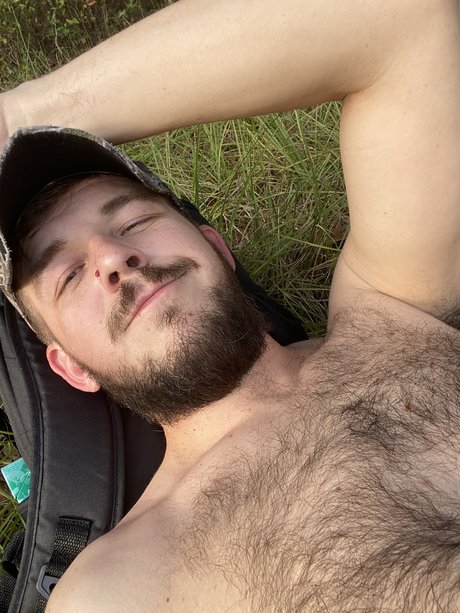 Naakte gelekte OnlyFans-foto van Gacub