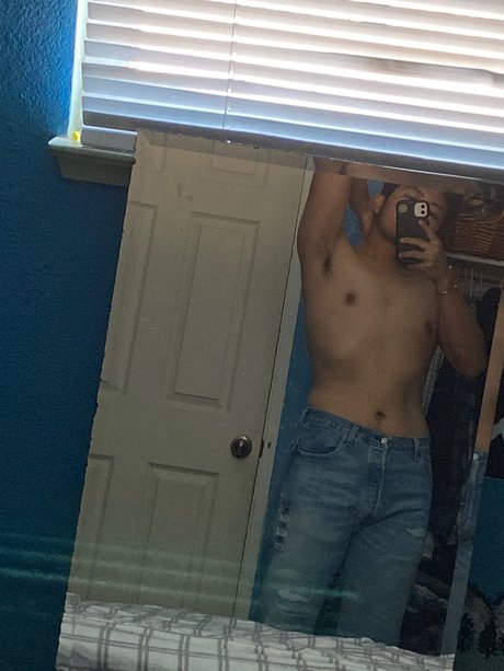 Naakte gelekte OnlyFans-foto van Nathan