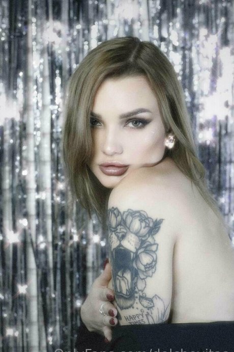 Naakte gelekte OnlyFans-foto van Amberfoxyyy