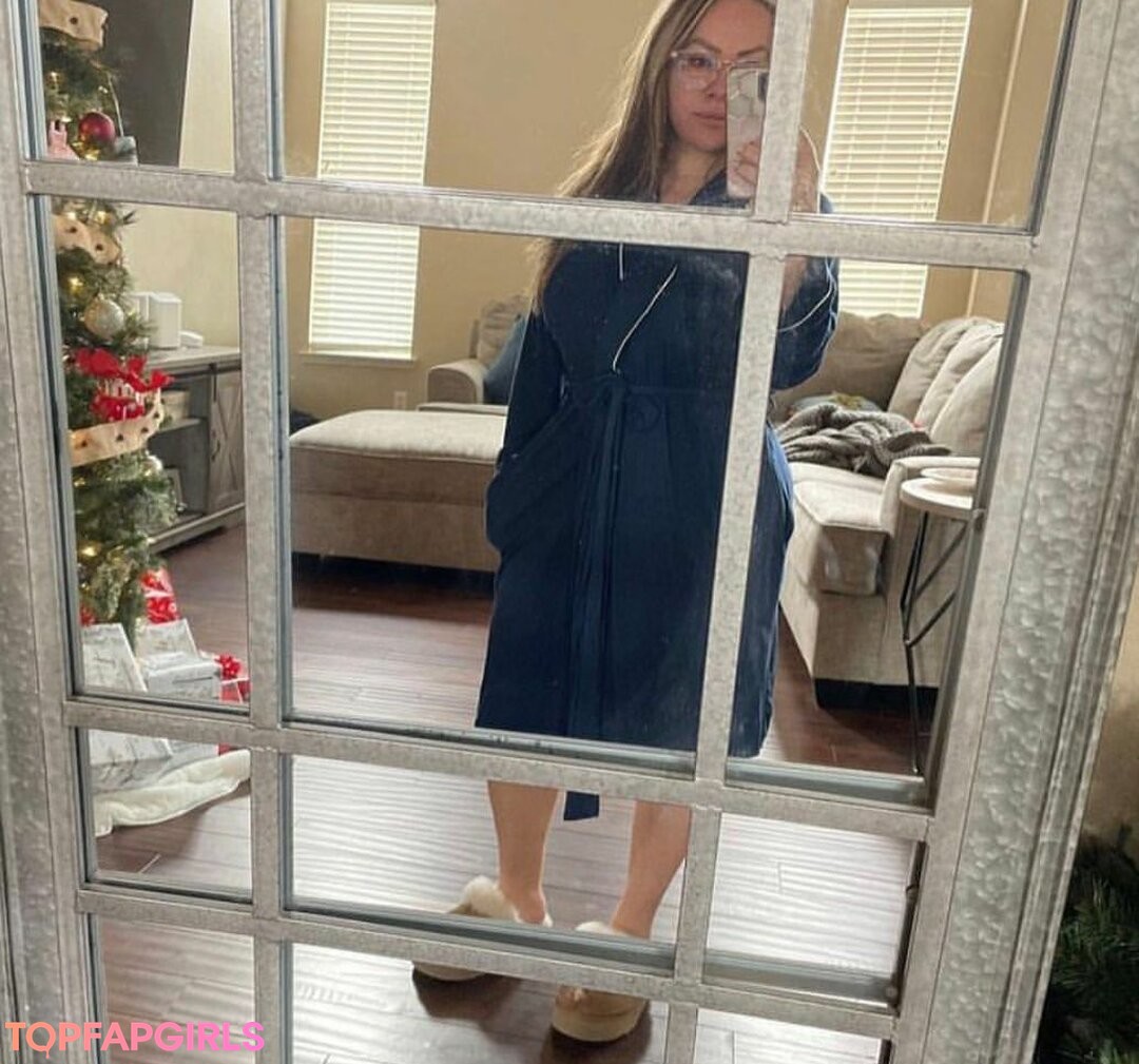 Naakte gelekte OnlyFans-foto van Notyouraverage #150 Naakte gelekte OnlyFans-foto van Notyouraverage #150