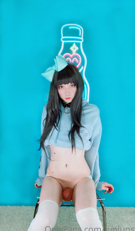 Naakte gelekte OnlyFans-foto van Lunluns