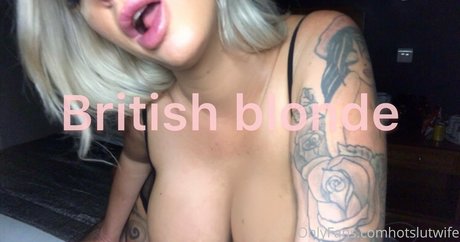 Naakte gelekte OnlyFans-foto van Naughtymother