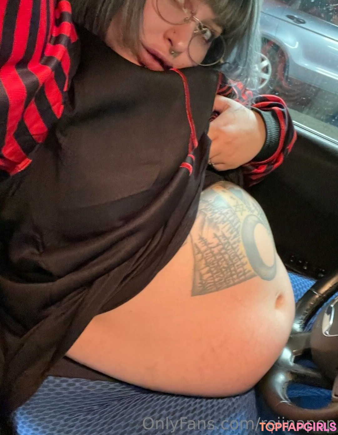 Naakte gelekte OnlyFans-foto van Reiinapop #1212