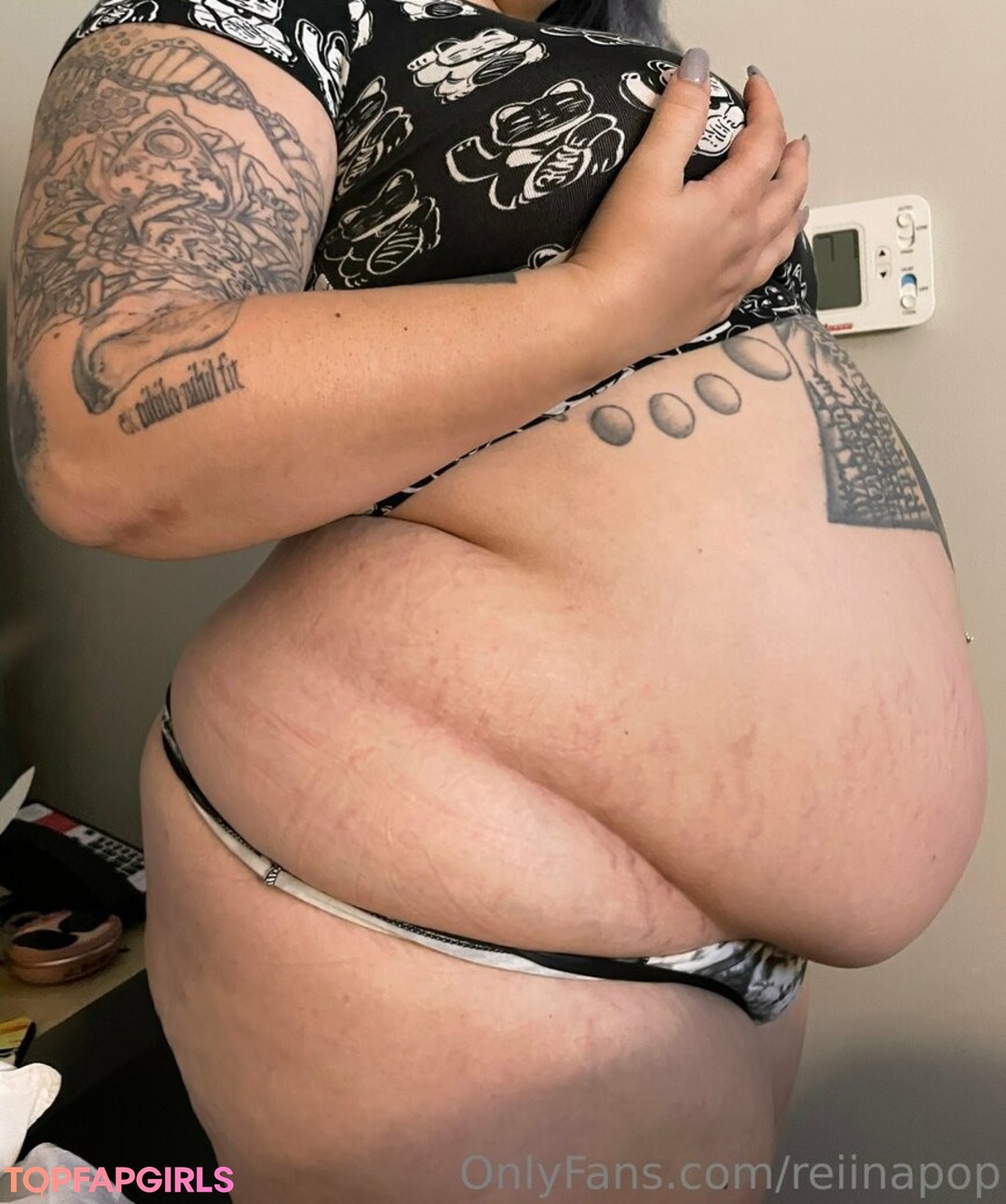 Naakte gelekte OnlyFans-foto van Reiinapop #1238