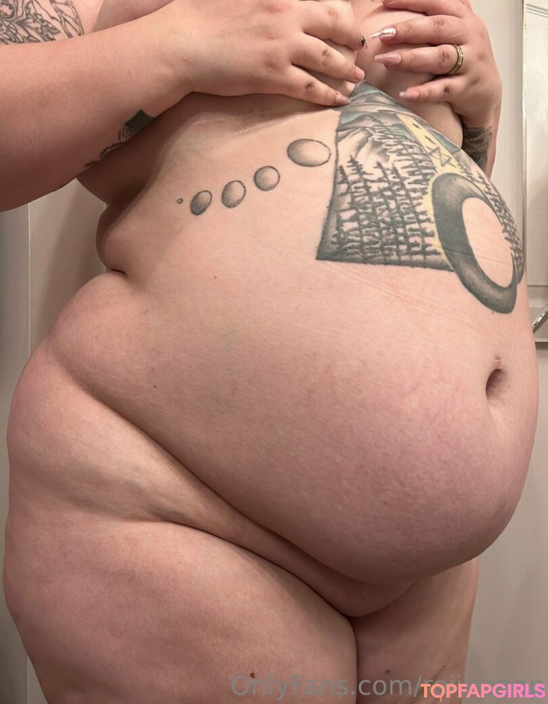 Naakte gelekte OnlyFans-foto van Reiinapop #1455