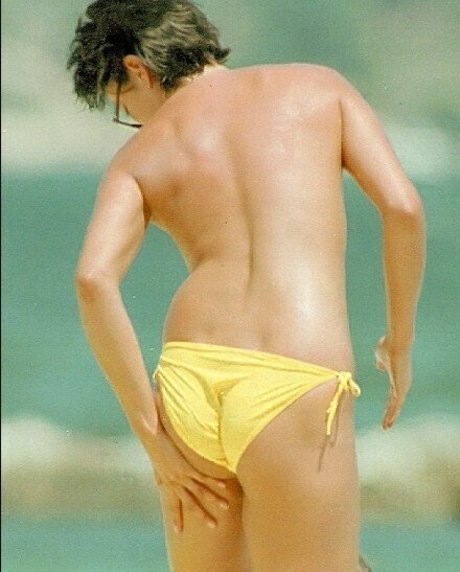 Naakte gelekte OnlyFans-foto van Melanie Sykes