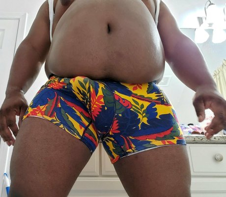 Naakte gelekte OnlyFans-foto van Ronblack69