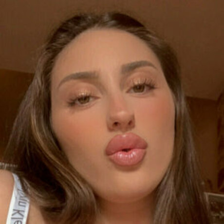 Naakte gelekte OnlyFans-foto van Elensidi