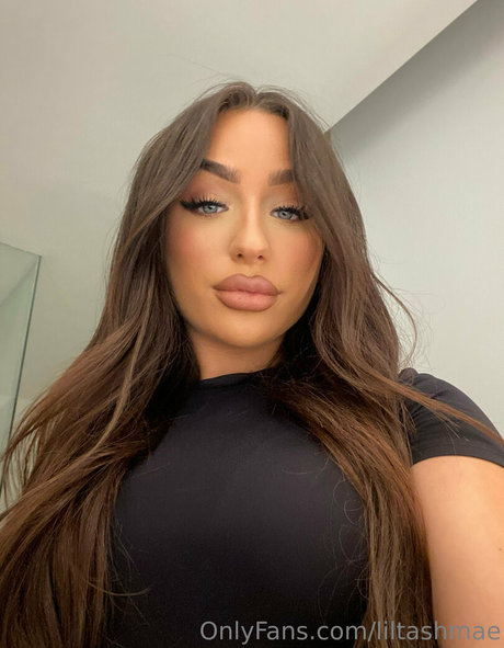 Naakte gelekte OnlyFans-foto van Liltashmae