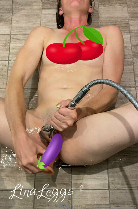 Naakte gelekte OnlyFans-foto van Linaleggs