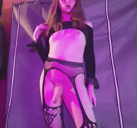 Naakte gelekte OnlyFans-foto van Badendbitch