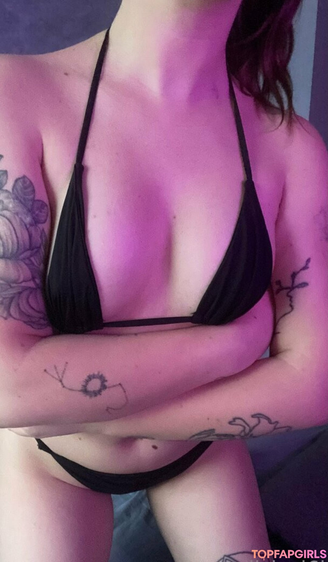 Naakte gelekte OnlyFans-foto van Disiosi6i #31 Naakte gelekte OnlyFans-foto van Disiosi6i #31