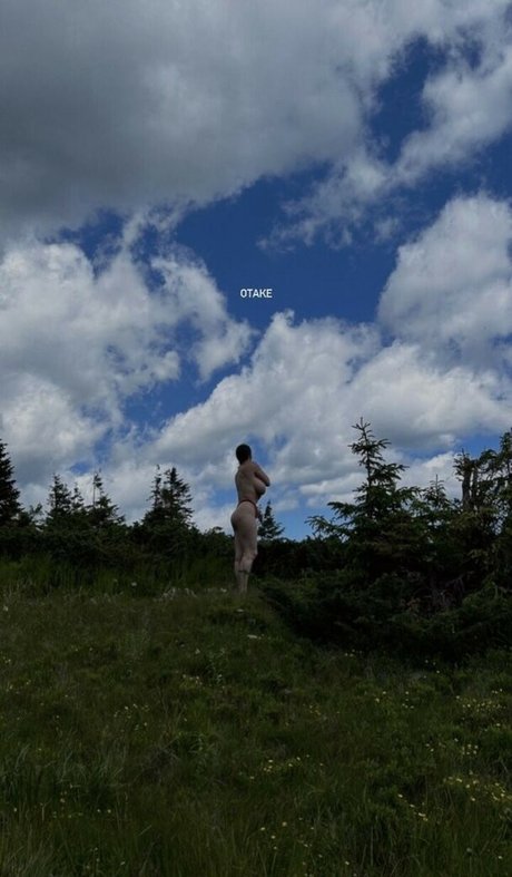 Naakte gelekte OnlyFans-foto van Iramostova