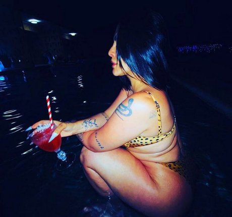 Naakte gelekte OnlyFans-foto van Cleo Pires