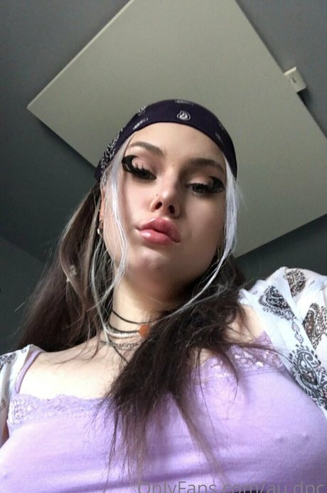 Naakte gelekte OnlyFans-foto van Audpc