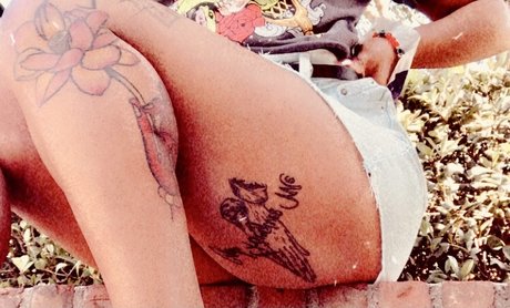 Naakte gelekte OnlyFans-foto van Mj