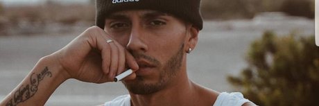 Naakte gelekte OnlyFans-foto van Jean Pier Bello