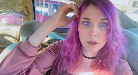 Naakte gelekte OnlyFans-foto van Candy Annie