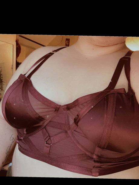 Naakte gelekte OnlyFans-foto van Prin