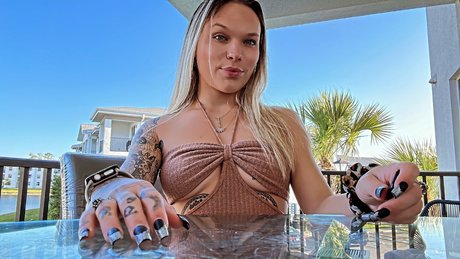 Naakte gelekte OnlyFans-foto van Lyssancris