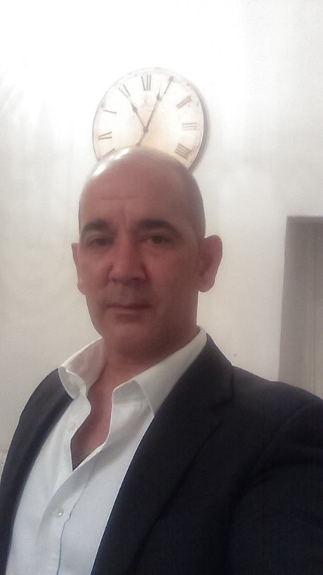 Naakte gelekte OnlyFans-foto van Jason James