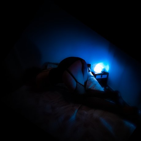 Naakte gelekte OnlyFans-foto van Lana Banana