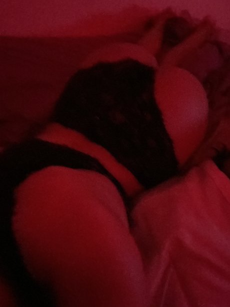 Naakte gelekte OnlyFans-foto van Madyson Alyse