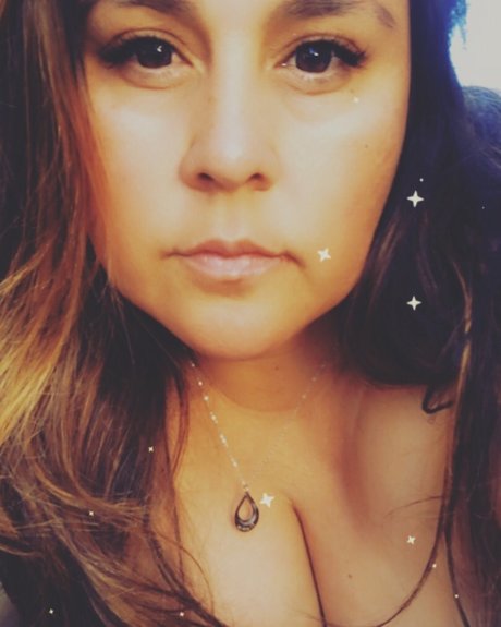 Naakte gelekte OnlyFans-foto van Jaye Paige 
