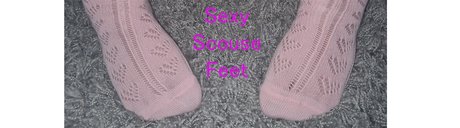 Naakte gelekte OnlyFans-foto van Sexyscousefeet