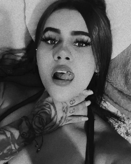 Naakte gelekte OnlyFans-foto van Nataly