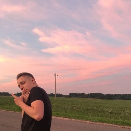 Naakte gelekte OnlyFans-foto van Alex