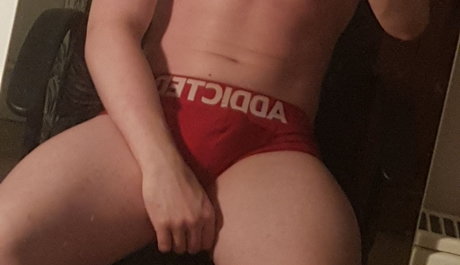 Naakte gelekte OnlyFans-foto van Oscar Dirty