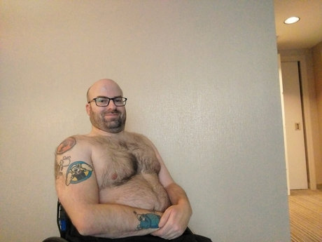 Naakte gelekte OnlyFans-foto van Wheelchair Guy