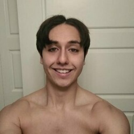 Naakte gelekte OnlyFans-foto van Aiaa 18