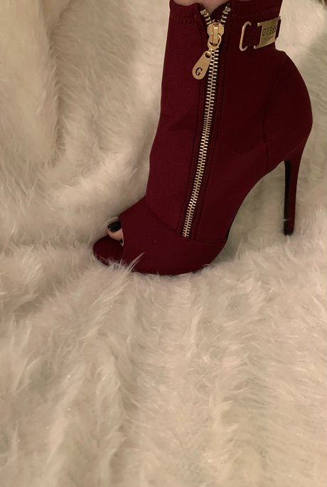 Missjs Pretty Feet