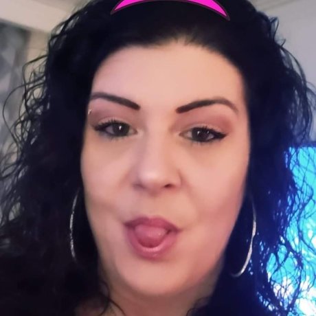 Naakte gelekte OnlyFans-foto van Cyndie