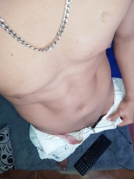 Naakte gelekte OnlyFans-foto van Chicopielcanela