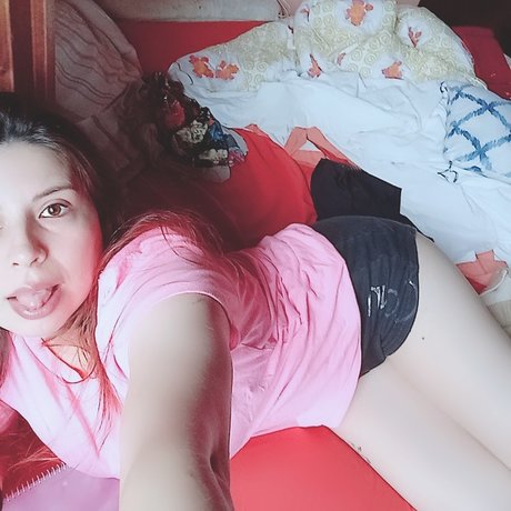 Naakte gelekte OnlyFans-foto van Missm