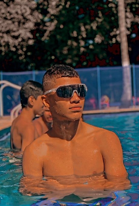 Naakte gelekte OnlyFans-foto van Daniel Andrs Lpez Gmez
