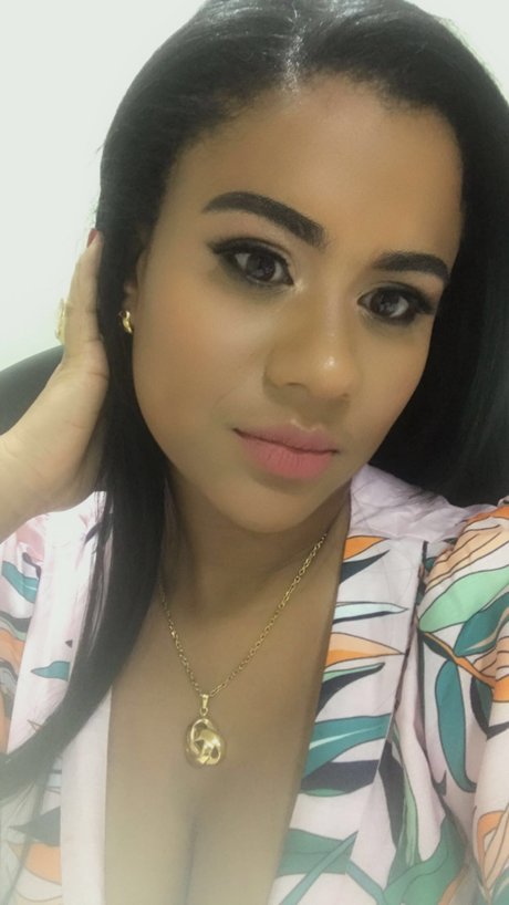 Naakte gelekte OnlyFans-foto van Brandys Garcia